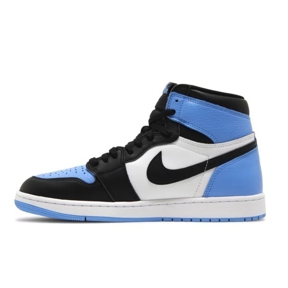Air Jordan 1 retro high OG UNC toe - Picture 1 of 8